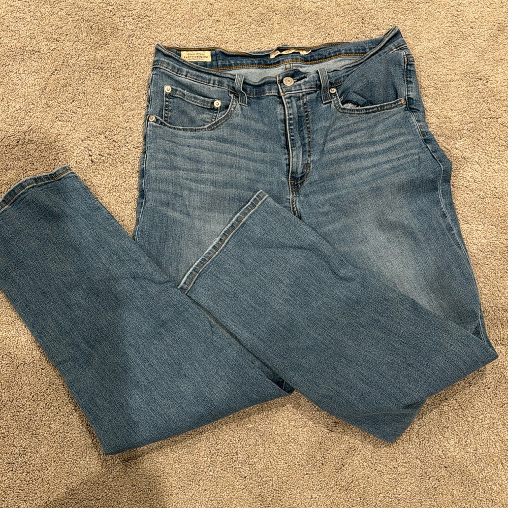 Levi’s 724 High rise straight